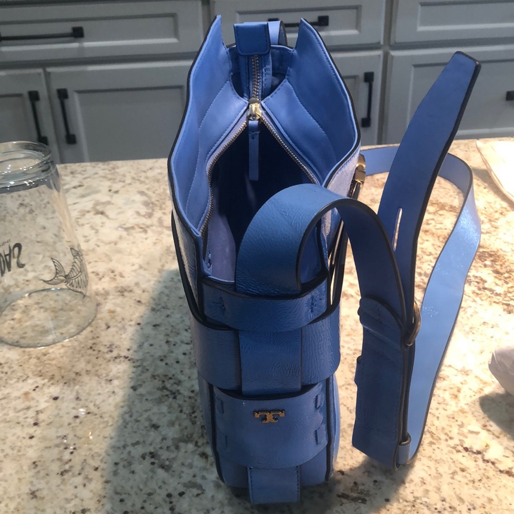 Tory Burch Gemini Link Crossbody - Picture 6 of 6